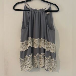 LOFT sleeveless top with lace accent size MP (G125)